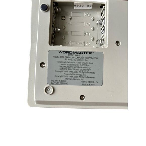 Franklin WordMaster WM-1000 Electronic Dictionary & Thesaurus With Keyboard - Picture 4 of 4